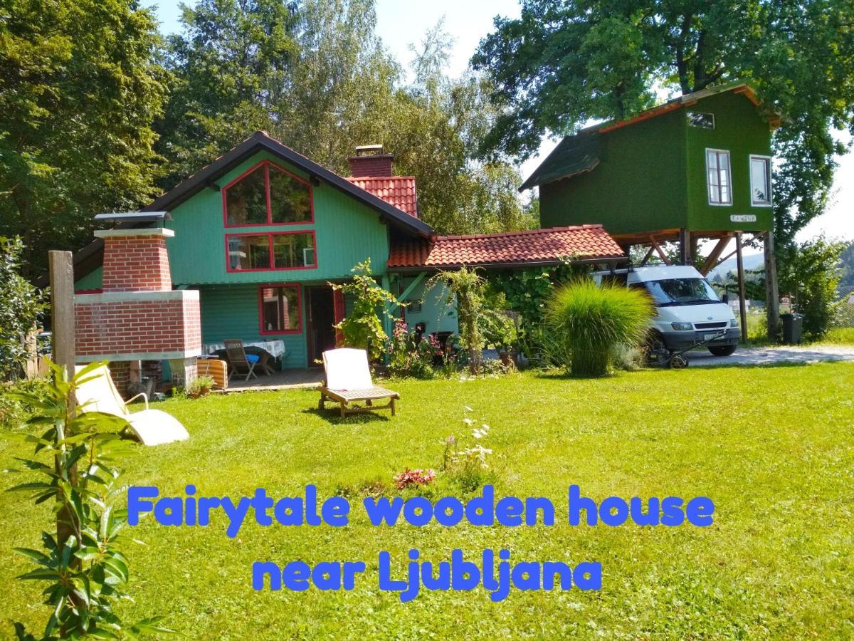 فيلا Fairytale Wooden House By Ljubljana غروسوبلي المظهر الخارجي الصورة